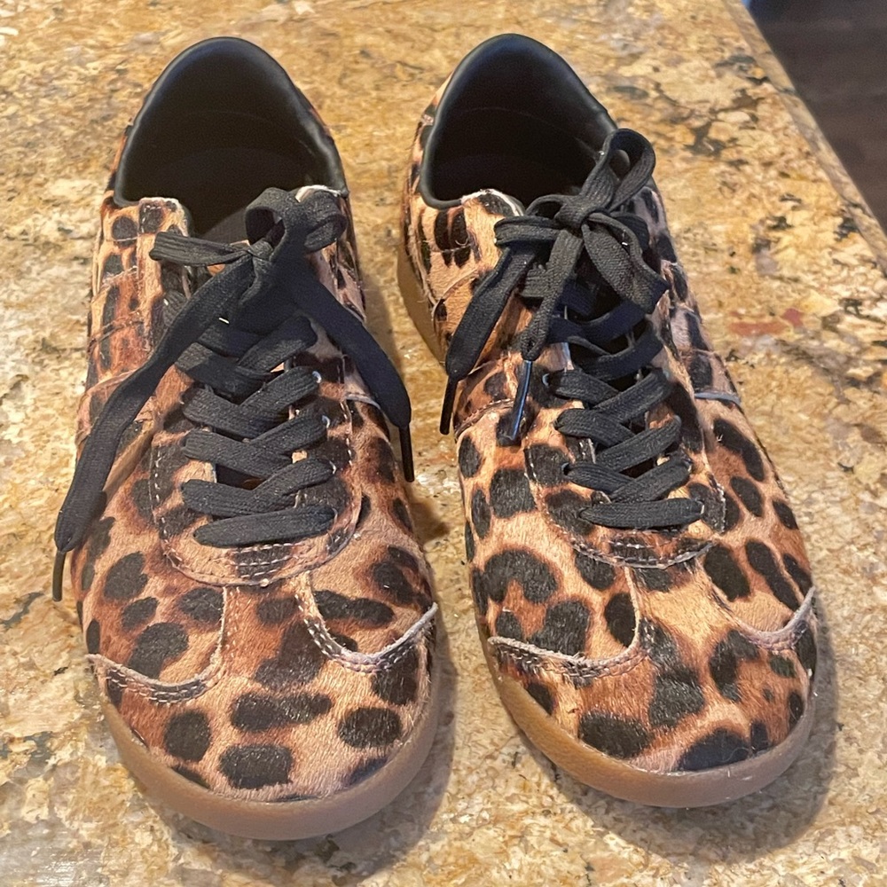 Gola sneaker size 6